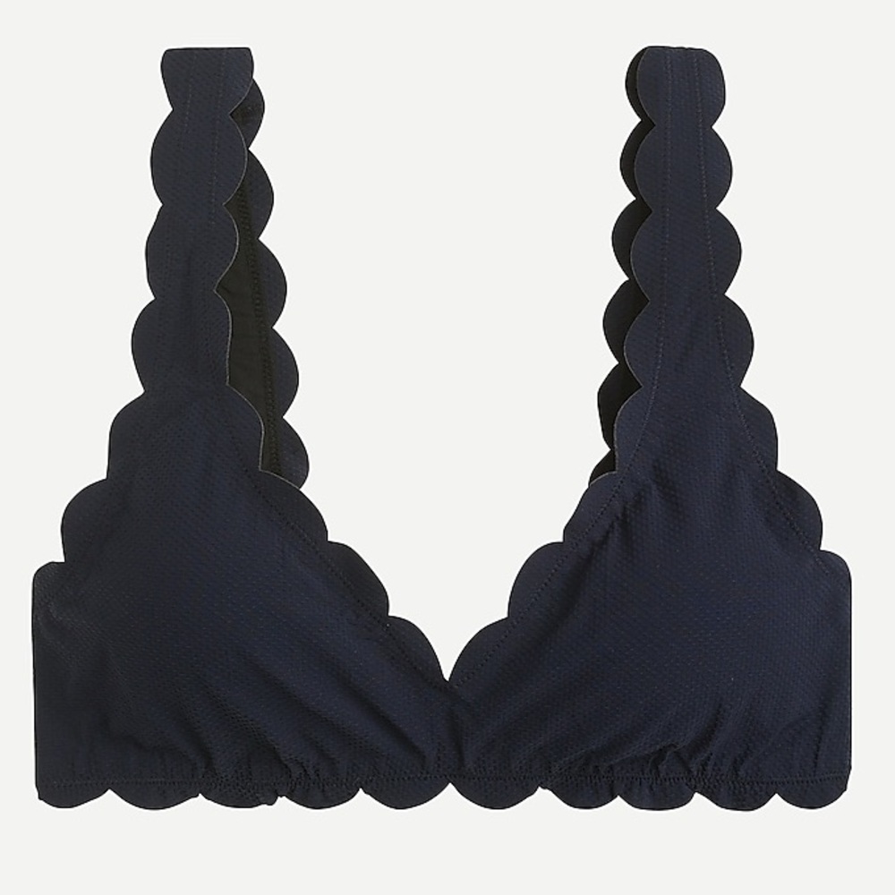 Scallop V-Neck Bikini Top | XS | Navy Piqué Swimwear | Classic Preppy Swim
